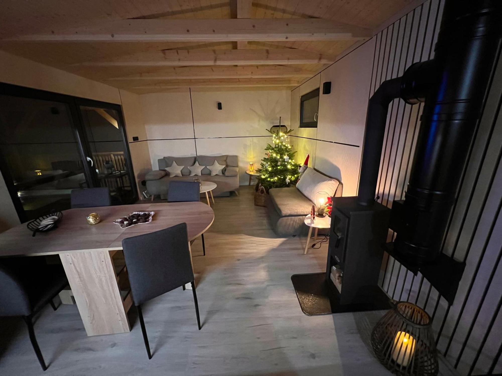 Domcek Pod Vezami S Virivkou A Grilom, Pri Termalnom Kupalisku Appartement Liptovský Ján Buitenkant foto
